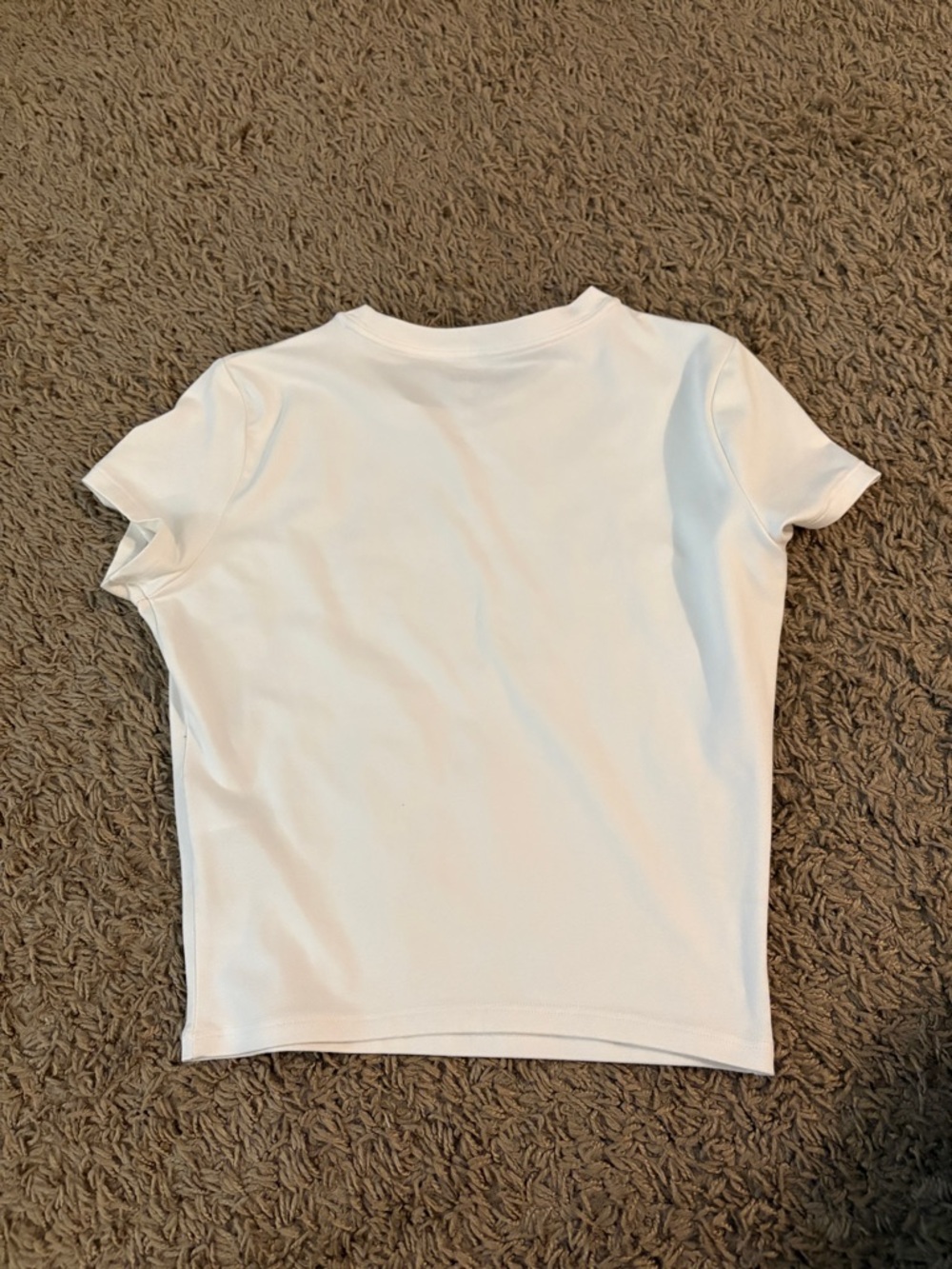 BRAND NEW *unworn* White Hollister Short Sleeve Top - Picture 3 of 3